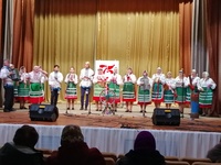 "Поет село родное"